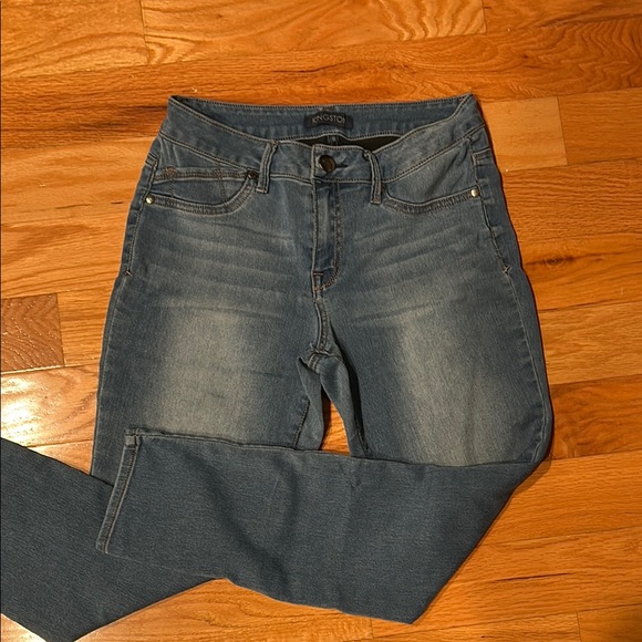 Kingston Women's Blue Jeans - Picture 1 of 3